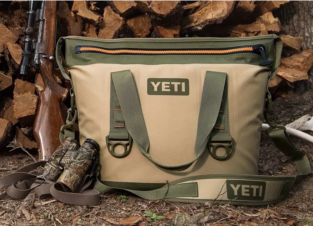 Best Coolers for Kayak Compact But Spacious • Kayaking Near Me